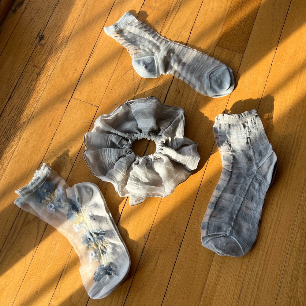 Set of 3 grey tone sheer socks with a jumbo scrunchie